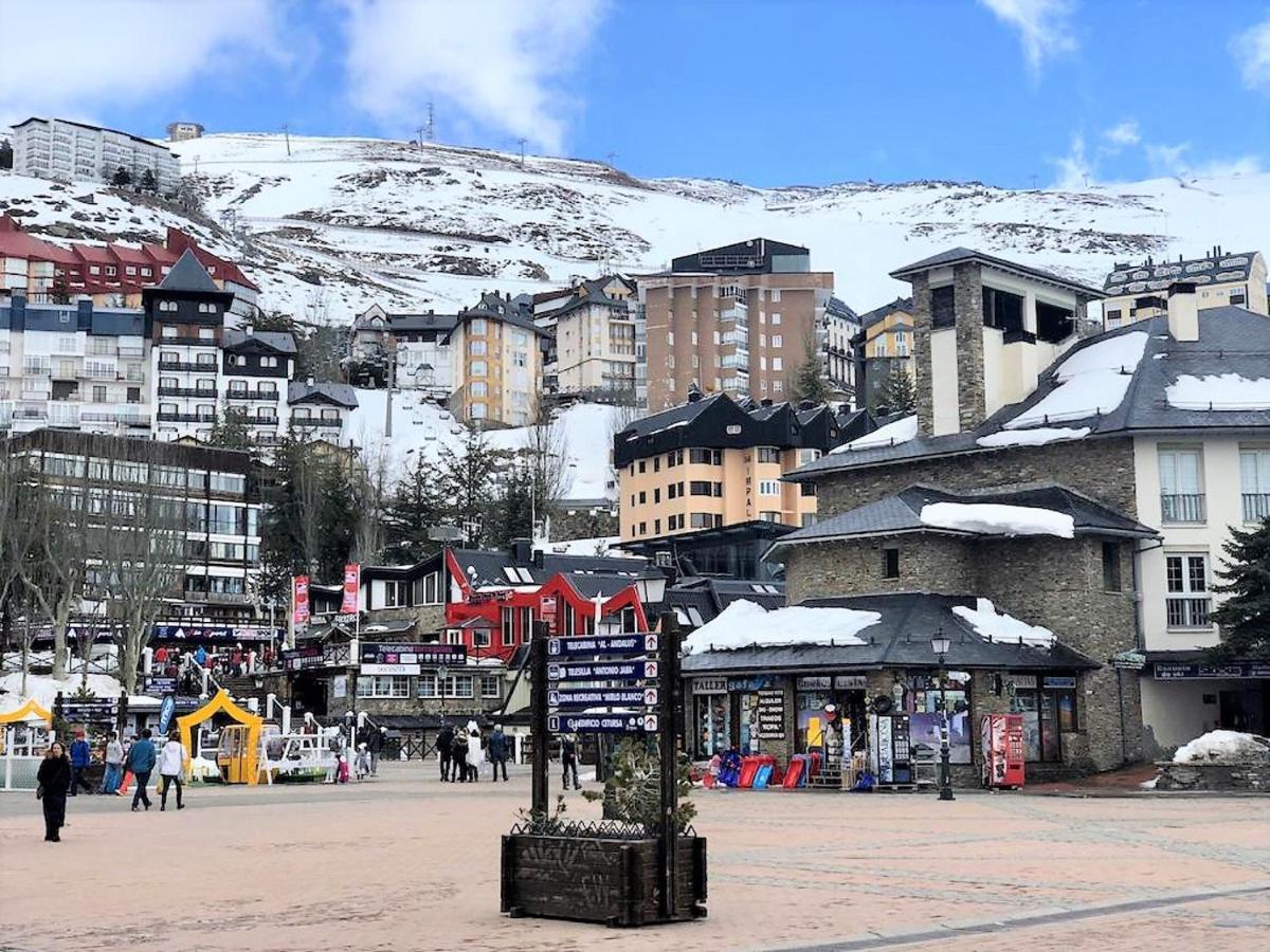 Ski & Snow Apartmentos By Todosierranevada - Plaza Principal Junto A Los Telecabinas シエラネバダ エクステリア 写真